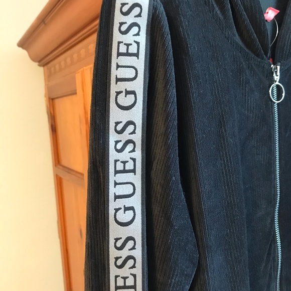 Guess Hoodie - Picture 6 of 12